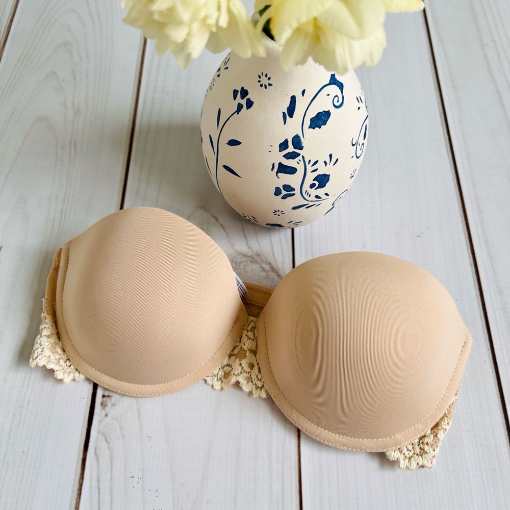 Wacoal Strapless Beige Lace Trim Bra